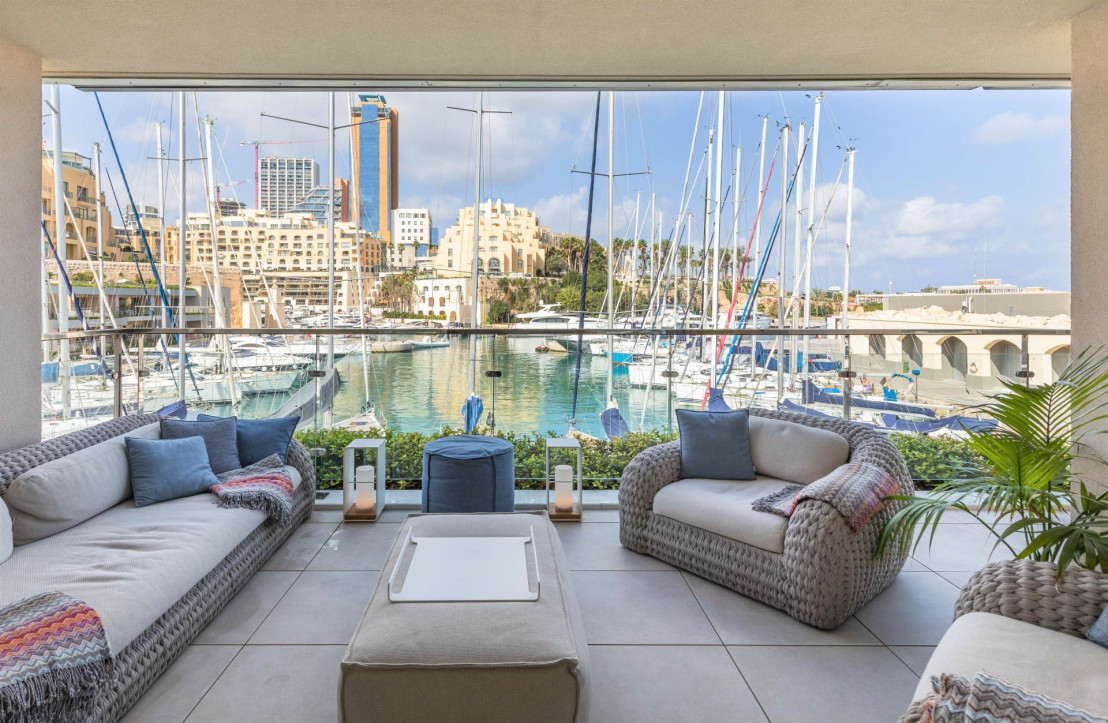 Portomaso Laguna Apartment