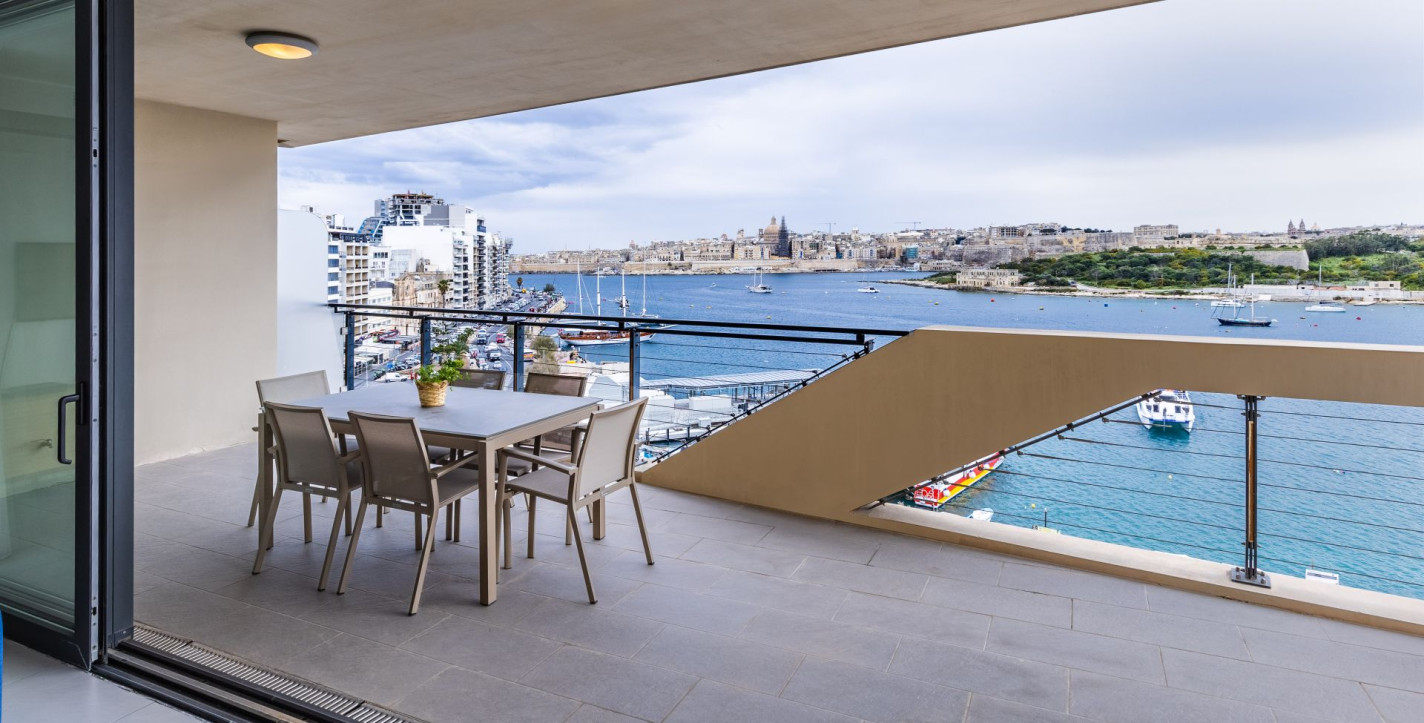 Sliema Seafront Apartment